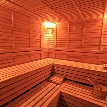 빌라 Sleeps 6 Pool Air Con Wifi 칼칸
