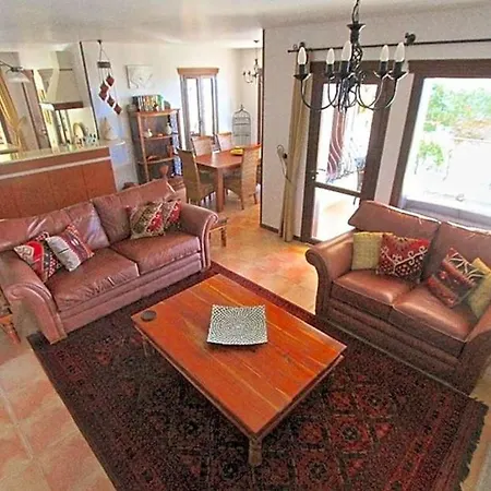 Sleeps 6 Pool Air Con Wifi 别墅 卡尔坎
