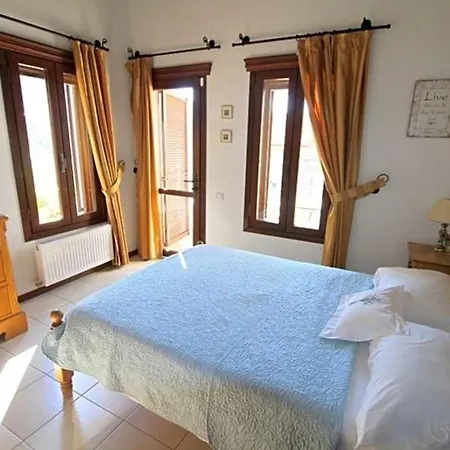 Sleeps 6 Pool Air Con Wifi 别墅 卡尔坎